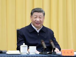 習(xí)近平主持召開(kāi)部分省區(qū)市“十五五”時(shí)期經(jīng)濟(jì)社會(huì)發(fā)展座談會(huì)強(qiáng)調(diào)：適應(yīng)形勢(shì)變化 把握戰(zhàn)略重點(diǎn) 科學(xué)謀劃“十五五”時(shí)期經(jīng)濟(jì)社會(huì)發(fā)展。